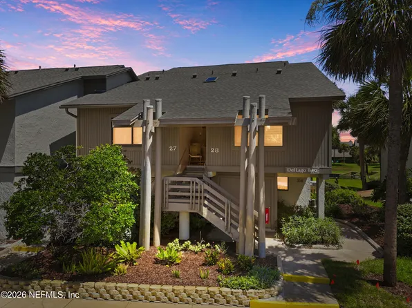 27 VILLAGE DEL LAGO Circle, St. Augustine, FL 32080