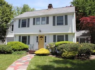 108 Manning St, Needham, MA 02494