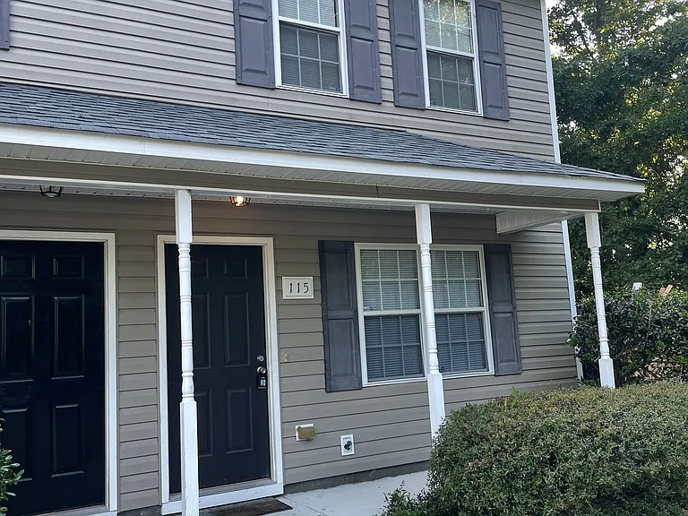 115 Pisgah Ct — Photo 2
