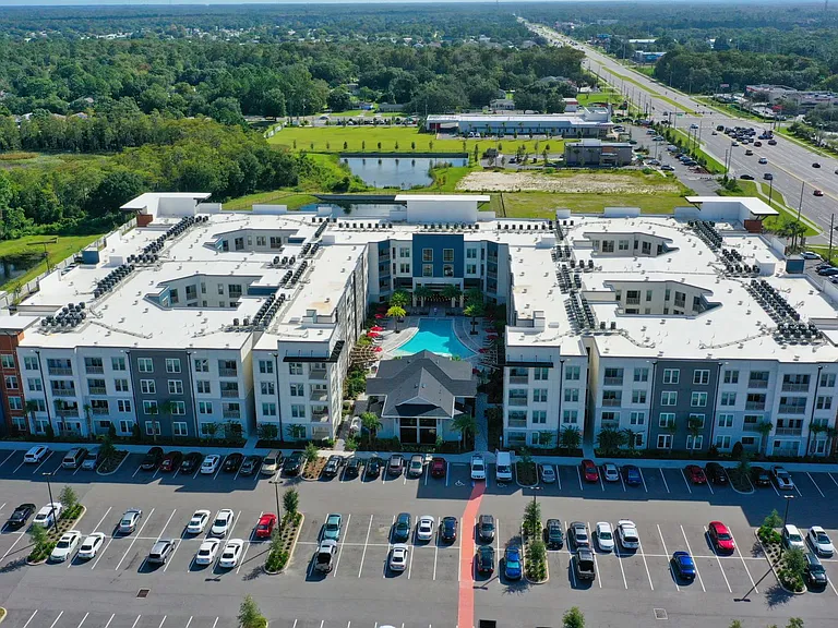 CODA Apartments — Photo 41