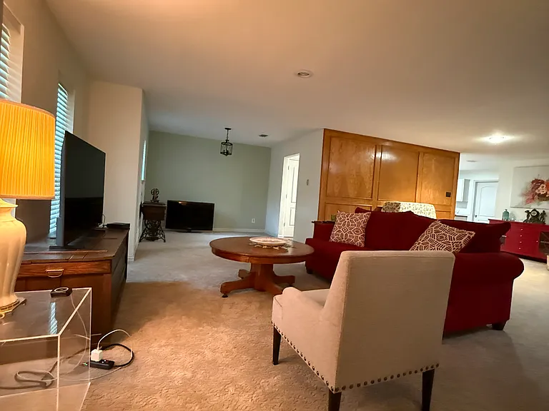 7135 Cosgrove Dr — Photo 7