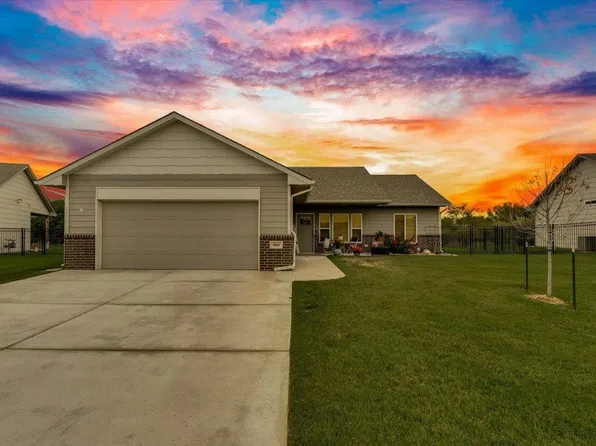 960 N Cloverleaf St, Goddard, KS 67052