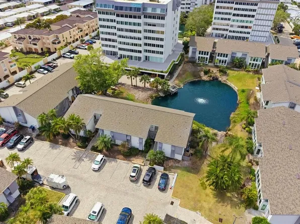 1169 W Peppertree Dr #118A, Sarasota, FL 34242