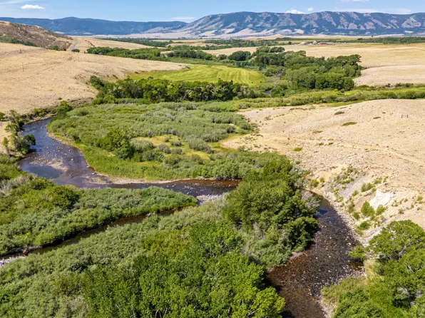 84 Bow Fiddle Ranch Rd, Laramie, WY 82070