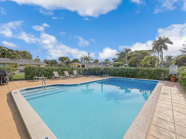 4950 West Blvd, Naples, FL 34103