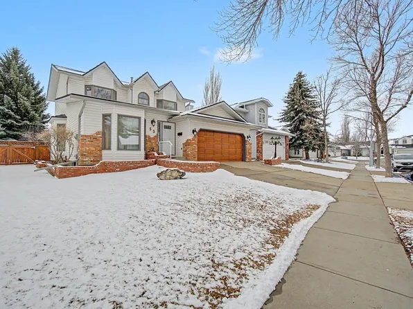 53 Coachman Way, Strathcona County, AB T8H 1B8