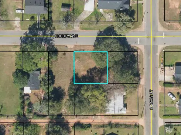 702 Cherry Ave, Albany, GA 31701