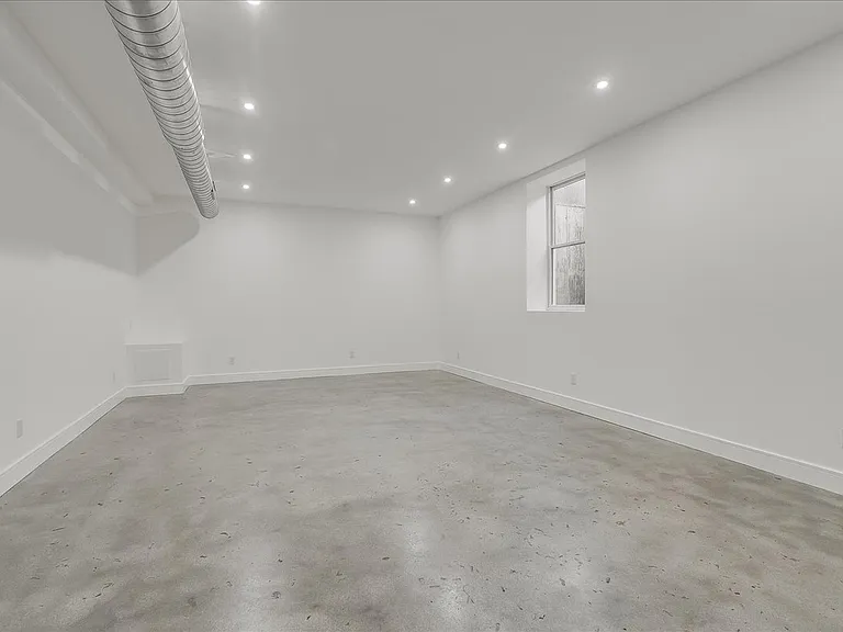 50 Walnut St #A — Photo 12