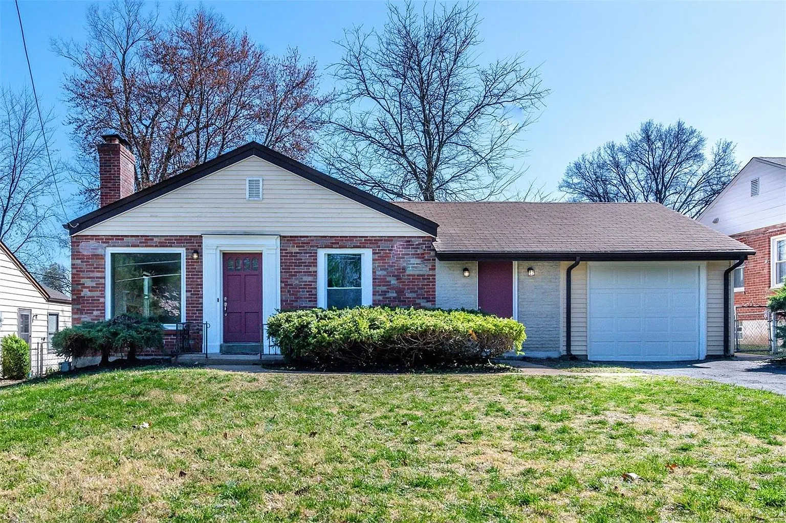 10308 Thorpe Ave photo 1