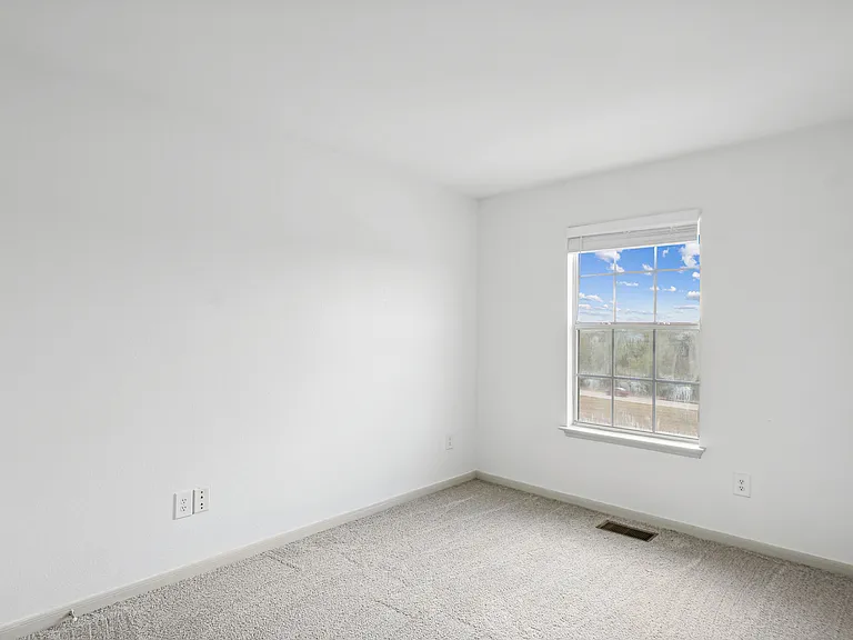 4450 Marine Creek Pkwy — Photo 6