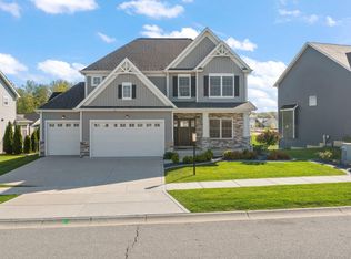 2116 Redwood Ln, Chesterton, IN 46304