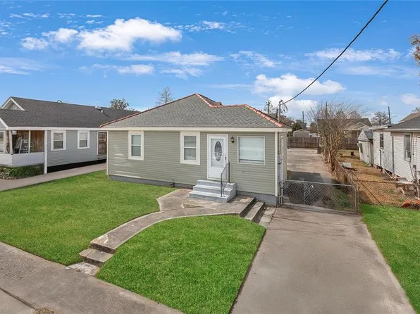 932 Lebeau St, Arabi, LA 70032