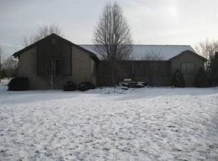 15850 33 Mile Rd, Armada, MI 48005