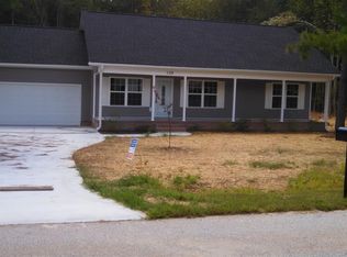 102 Laura Jane Ln, Fountain Inn, SC 29644