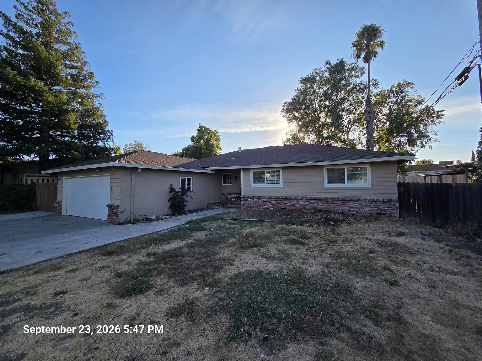 4 bed, 2.5 bath, 1962 sqft, $2,800 — Photo 3