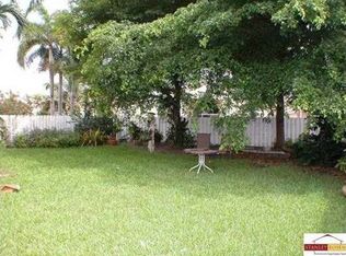 18307 SW 4th St, Pembroke Pines, FL 33029