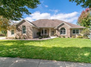 759 Stonebridge Ave, Onalaska, WI 54650