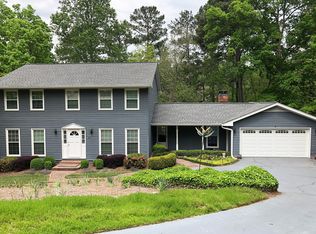 4270 Fairgreen Dr NE, Marietta, GA 30068