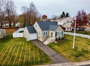30 Martin Rd, East Haven, CT 06512