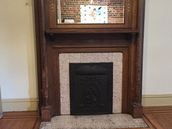 2nd image of 1614 W Grace St #3