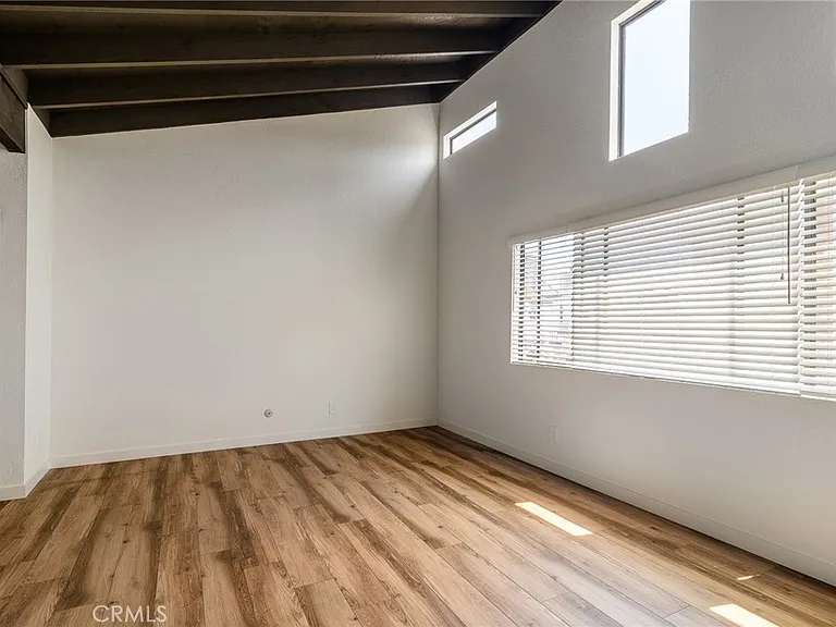 313 Diamond Ave — Photo 17