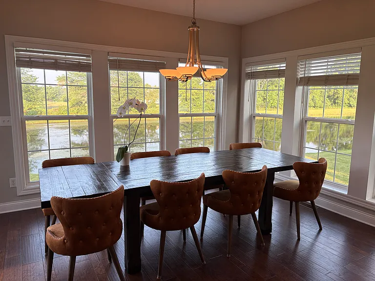 10410 Hazelnut Dr — Photo 4