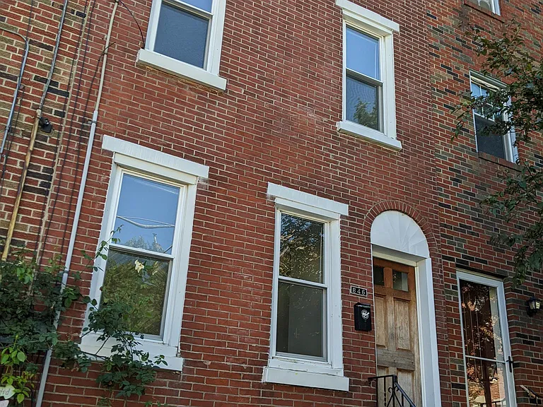 Almond St — Photo 3