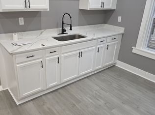 75 Winthrop Ave #1, West Warwick, RI 02893