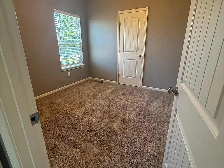 25949 W 142nd Ct — Photo 14