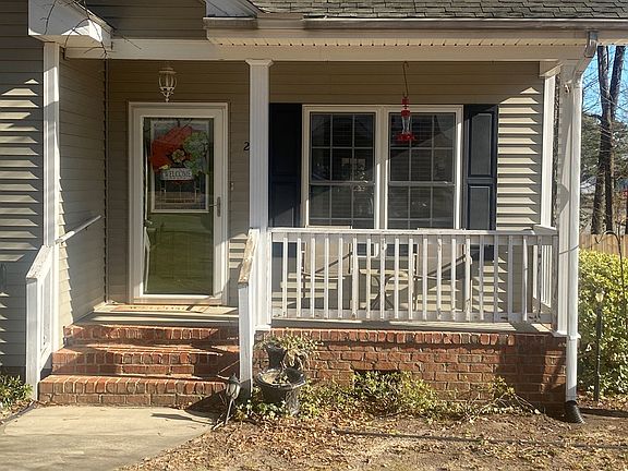 3rd image of 228 Williams St