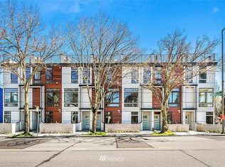 9200F Roosevelt Way NE, Seattle, WA 98115