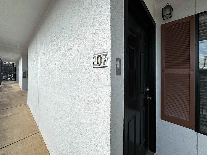 405 S Elm St #207 — Photo 16