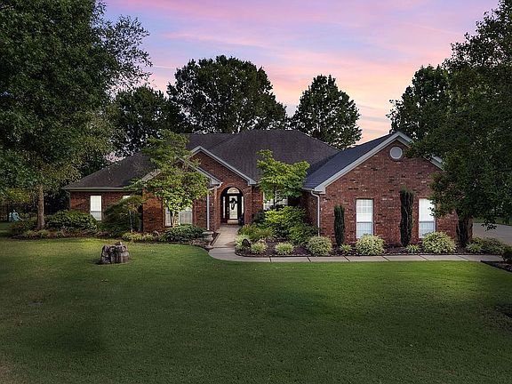 2nd image of 4125 Bay Hill Dr