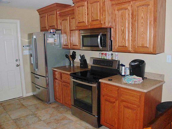 3rd image of 17671 Venado St