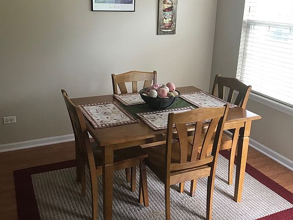 4th image of 1175 N Village Dr Unit 3