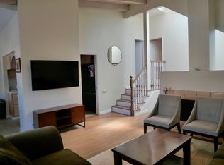 614 Monterey Blvd, Hermosa Beach, CA 90254