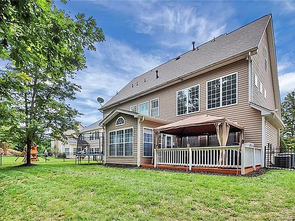 3rd image of 6600 Ballybay Dr #115