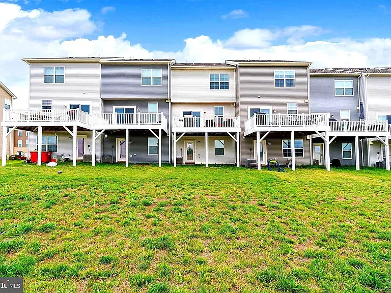 44 Stembogan Ct — Photo 40