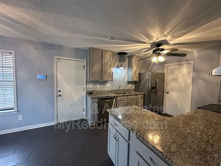 3115 Santa Valley St — Photo 3