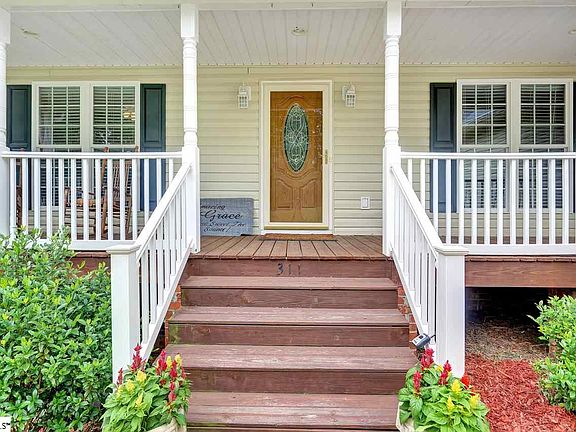 4th image of 311 Willow Dr