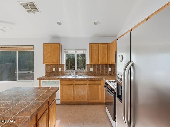 5th image of 5852 W Mohave Bloom Dr