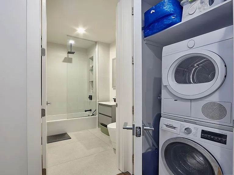 148 N 10th St #5D — Photo 7