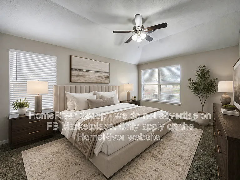 11906 Cottonwood Ln — Photo 3