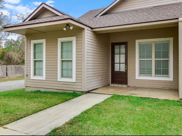 130 Brightwood Dr, Lafayette, LA 70508