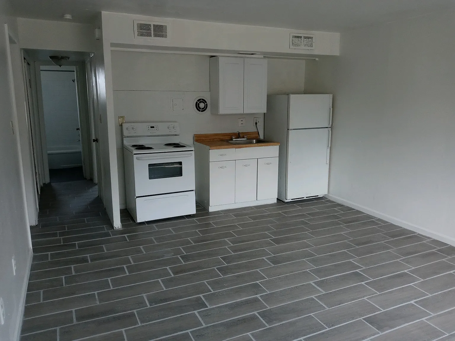 1 bed, 650 sqft, $680 — Photo 1