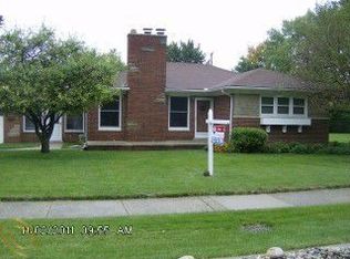 16285 Admiral St, Fraser, MI
