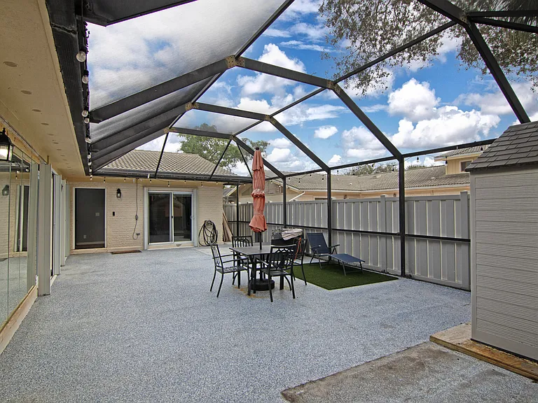 12624 Woodmill Dr — Photo 24