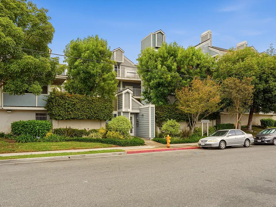 628 Daisy Ave #418