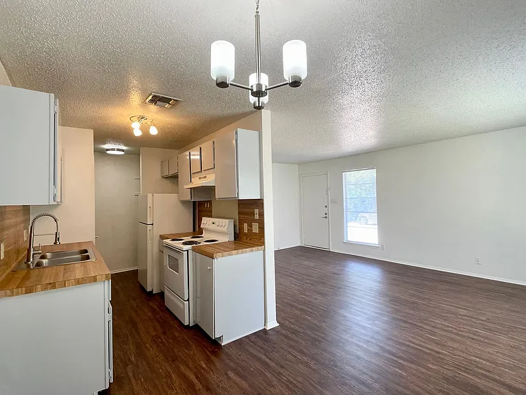 2603 Brickford Cv #A — Photo 5