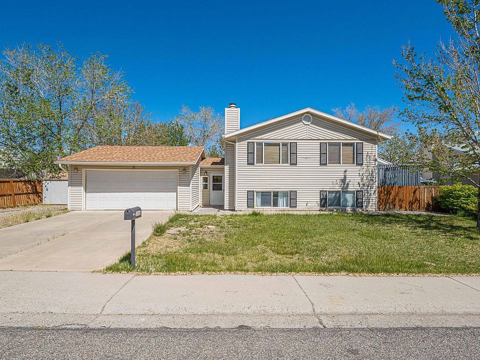 1st image of 2888 Darla Dr